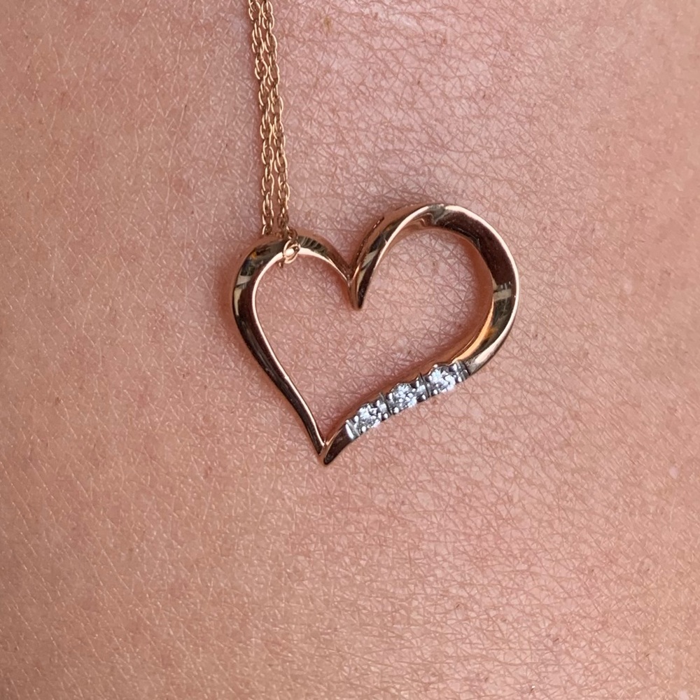 10kt Rose Gold Heart Necklace